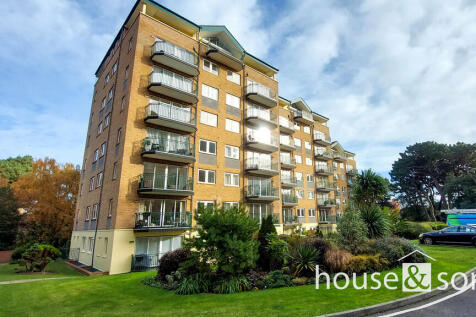 Keverstone Court, Manor Road, East... 2 bed apartment for sale