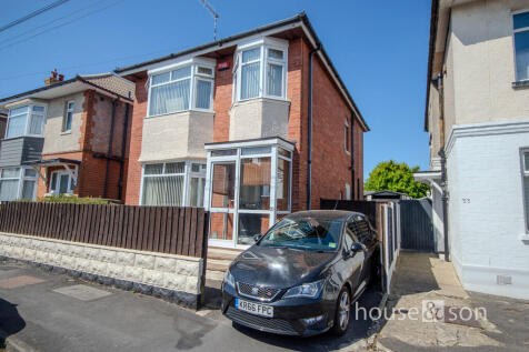 Draycott Road, Bournemouth 3 bed detached house for sale