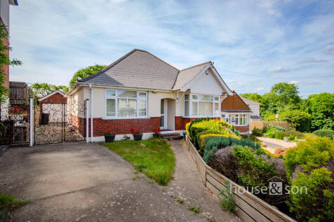 Saxonhurst Road, Bournemouth 3 bed detached bungalow for sale