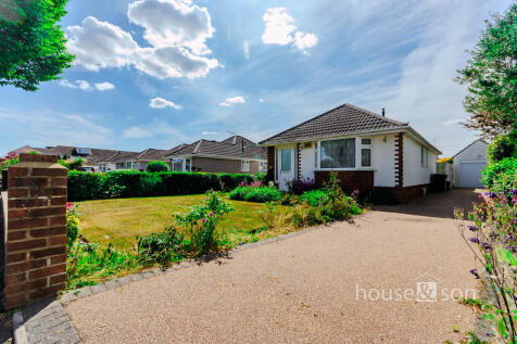 Greystoke Avenue, Bournemouth 2 bed detached bungalow for sale