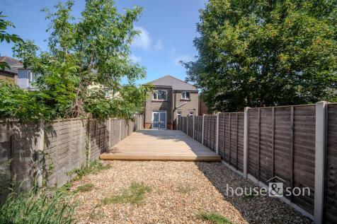 Barnes Crescent, Bournemouth 1 bed ground floor flat for sale