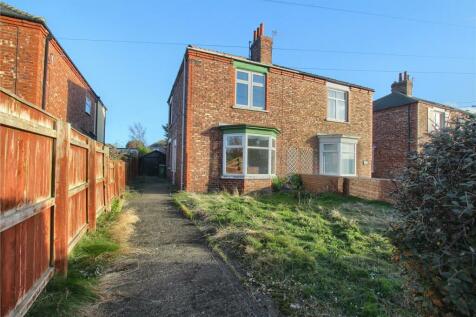 2 bedroom semi-detached house for sale