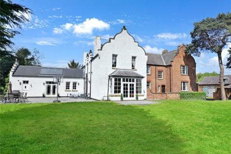 8 bedroom detached house for sale