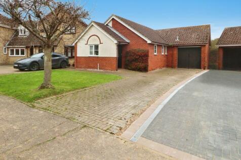 3 bedroom detached bungalow for sale