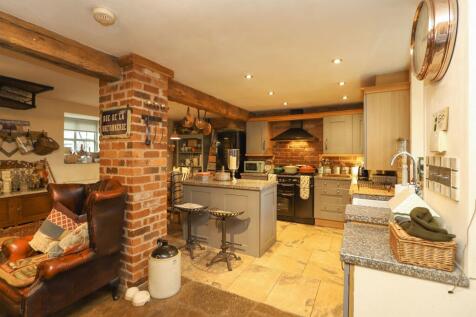 Ankerbold Road, Chesterfield S42 3 bed barn conversion for sale