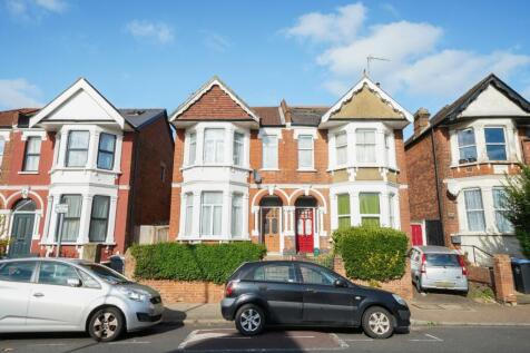 Harlesden Road, London, NW10 4 bed semi