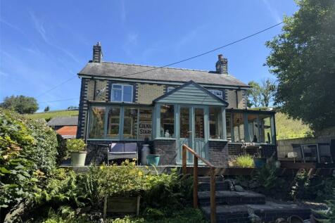 Cemmaes, Machynlleth, Powys, SY20 3 bed detached house for sale