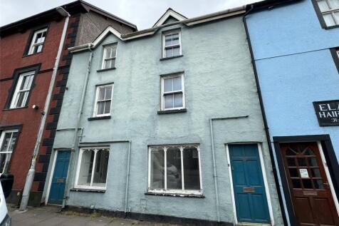 Heol Maengwyn, Machynlleth, Powys, SY20 Terraced house for sale
