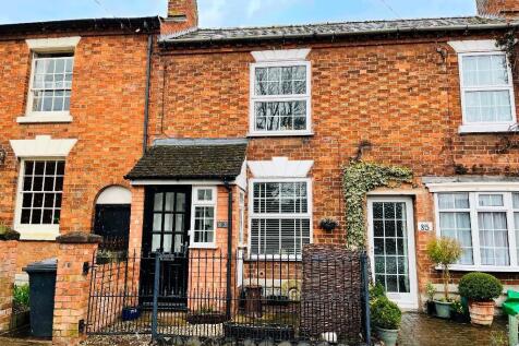 High Street, Bidford On Avon 2 bed terraced house for sale