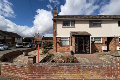 St. Lawrence Road, Evesham 2 bed end of terrace house for sale