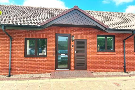 2 bedroom terraced bungalow for sale