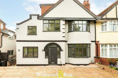 5 bedroom semi-detached house for sale