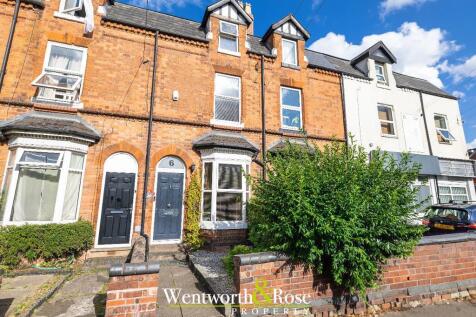 3 bedroom mews property for sale