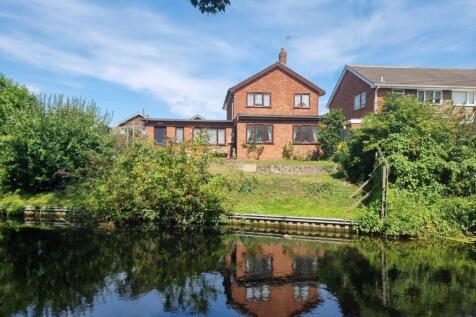 Chilworth Avenue, Wolverhampton 3 bed detached house for sale