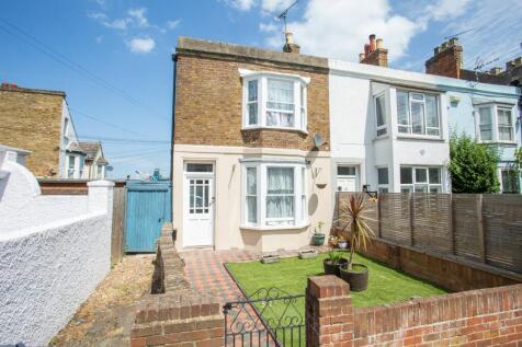 Charles Street, Herne Bay, Kent, CT6 4 bed end of terrace house for sale