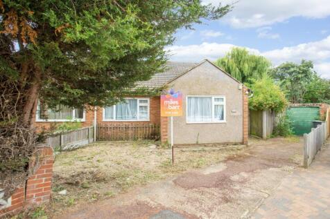 West View Close, Herne Bay, Kent, CT6 2 bed bungalow for sale