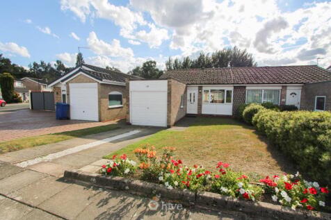 2 bedroom semi-detached bungalow for sale