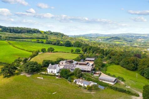 7 bedroom detached house for sale