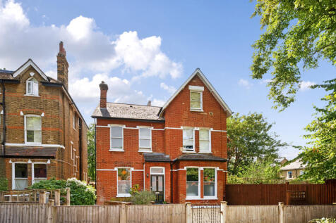 3 bedroom apartment for sale