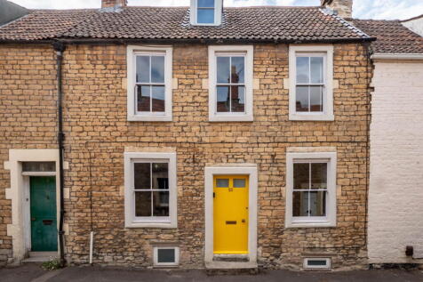 4 bedroom terraced house for sale