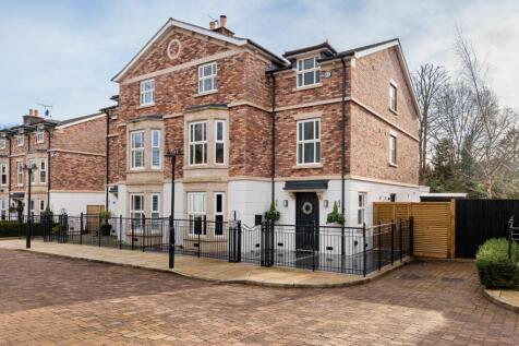 Holland Park, Bramhall 4 bed house for sale