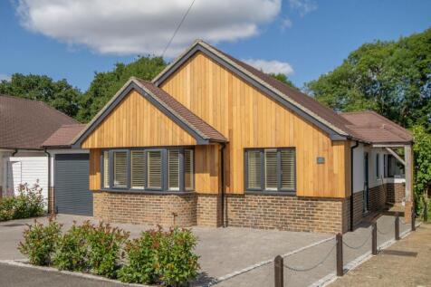 Mackie Avenue, Hassocks 4 bed bungalow for sale