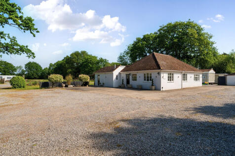 Harrowsley Green Lane, Horley 3 bed bungalow for sale