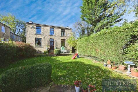 Bradford Road, Idle, Bradford 3 bed detached house for sale