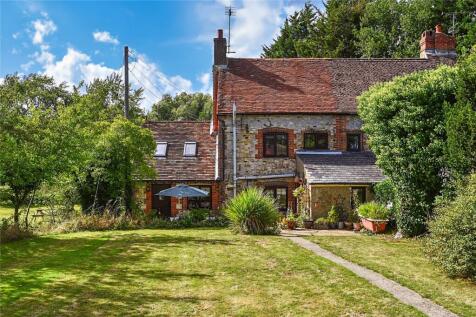 4 bedroom semi-detached house for sale