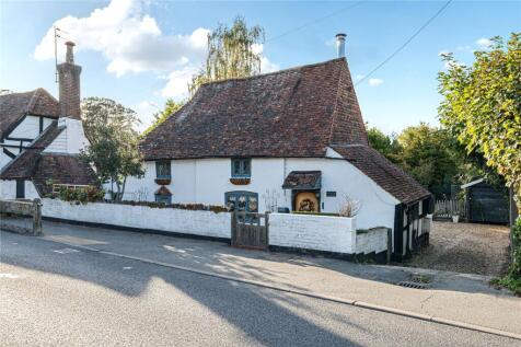 London Road, Pulborough 3 bed detached house for sale