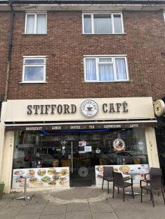 Crammavill Street, Grays 2 bed apartment for sale