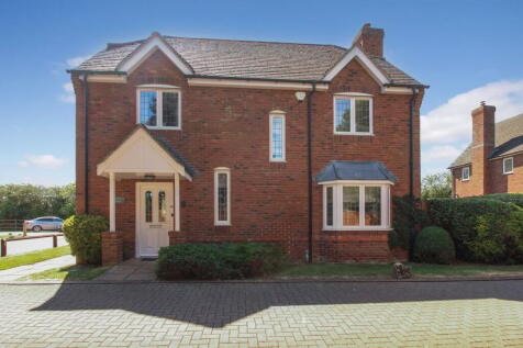 Squires Park, Shefford, SG17 4 bed detached house for sale