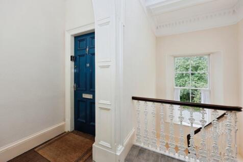 Witchbrae, Fife KY12 2 bed flat for sale