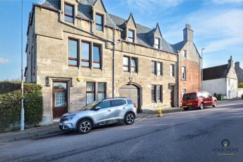 Cumming Street, Highland IV12 7 bed end of terrace house for sale