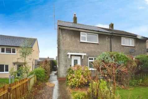 2 bedroom semi-detached house for sale