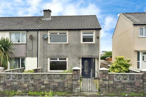 Montreal Avenue, Cumbria CA25 3 bed end of terrace house for sale