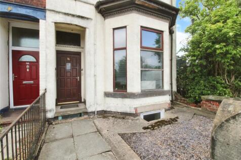3 bedroom flat for sale