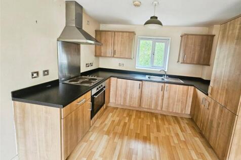 Bolton Road, Bolton BL5 2 bed flat for sale