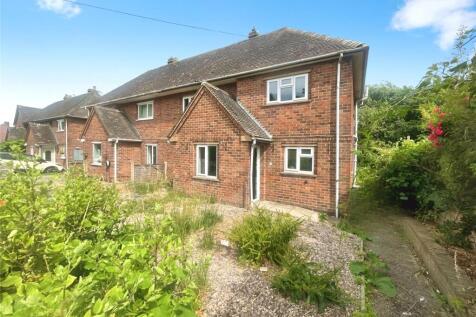 The Meadows, Loughborough LE12 3 bed semi