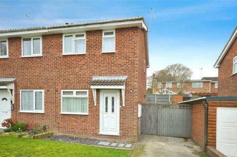 2 bedroom semi-detached house for sale