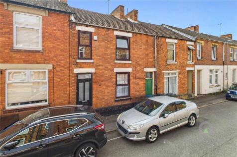 Princes Street, Northamptonshire NN16 3 bed terraced house for sale