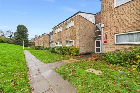Lone Pine Court, Northampton NN6 2 bed flat for sale