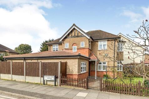 Villiers Avenue, Surrey KT5 4 bed detached house for sale
