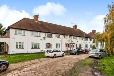 Hook Rise North, Surbiton KT6 2 bed flat for sale