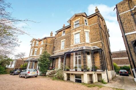 Kidbrooke Park Road, London SE3 1 bed detached house for sale
