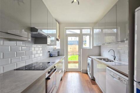 Stratheden Road, London SE3 3 bed terraced house for sale