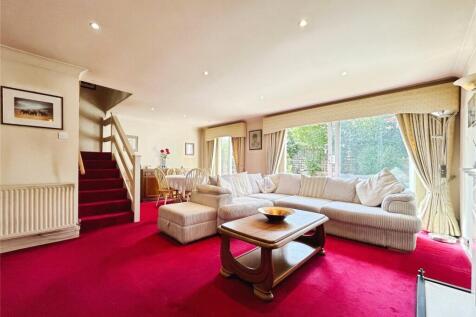 Messeter Place, London SE9 3 bed detached house for sale