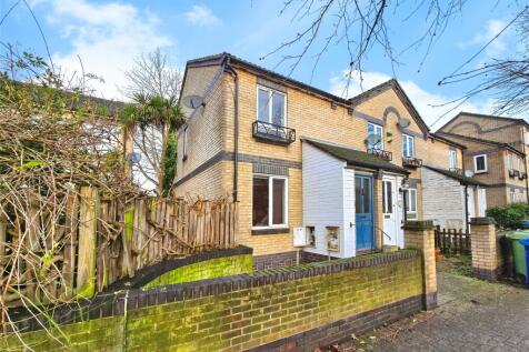Timber Pond Road, London SE16 2 bed end of terrace house for sale