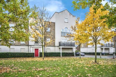 Liverymen Walk, Kent DA9 3 bed flat for sale