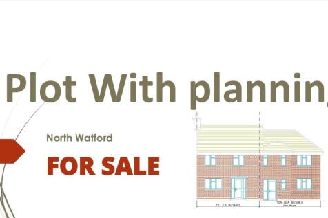 Lea Bushes, Hertfordshire WD25 End of terrace house for sale